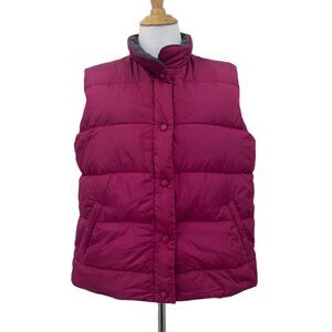 Cabelas Puffer Vest Womens S Small Bordeaux Goose Down Outdoor Snap Buttons